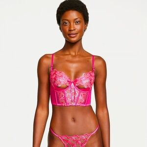 NWT Wicked Shimmer Heart Embroidery Open-Cup Corset Top - medium DD